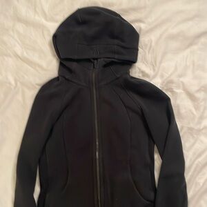 Lululemon sweatshirt